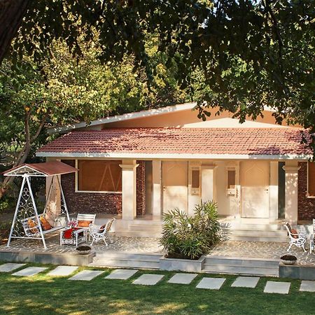 Taj Aravali Resort & Spa Udaipur Exterior foto